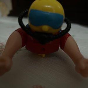 SELLING A TOY FOR KIDS THAT KIDS THAT DONT HAVE TOYS